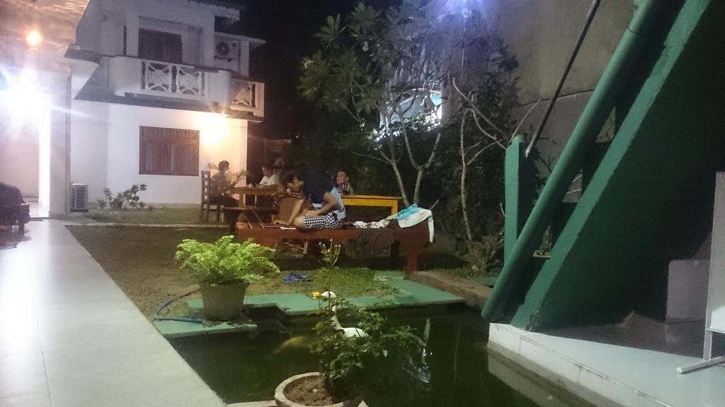 Srilanka Ayurveda Hotel ヒッカドゥワ エクステリア 写真
